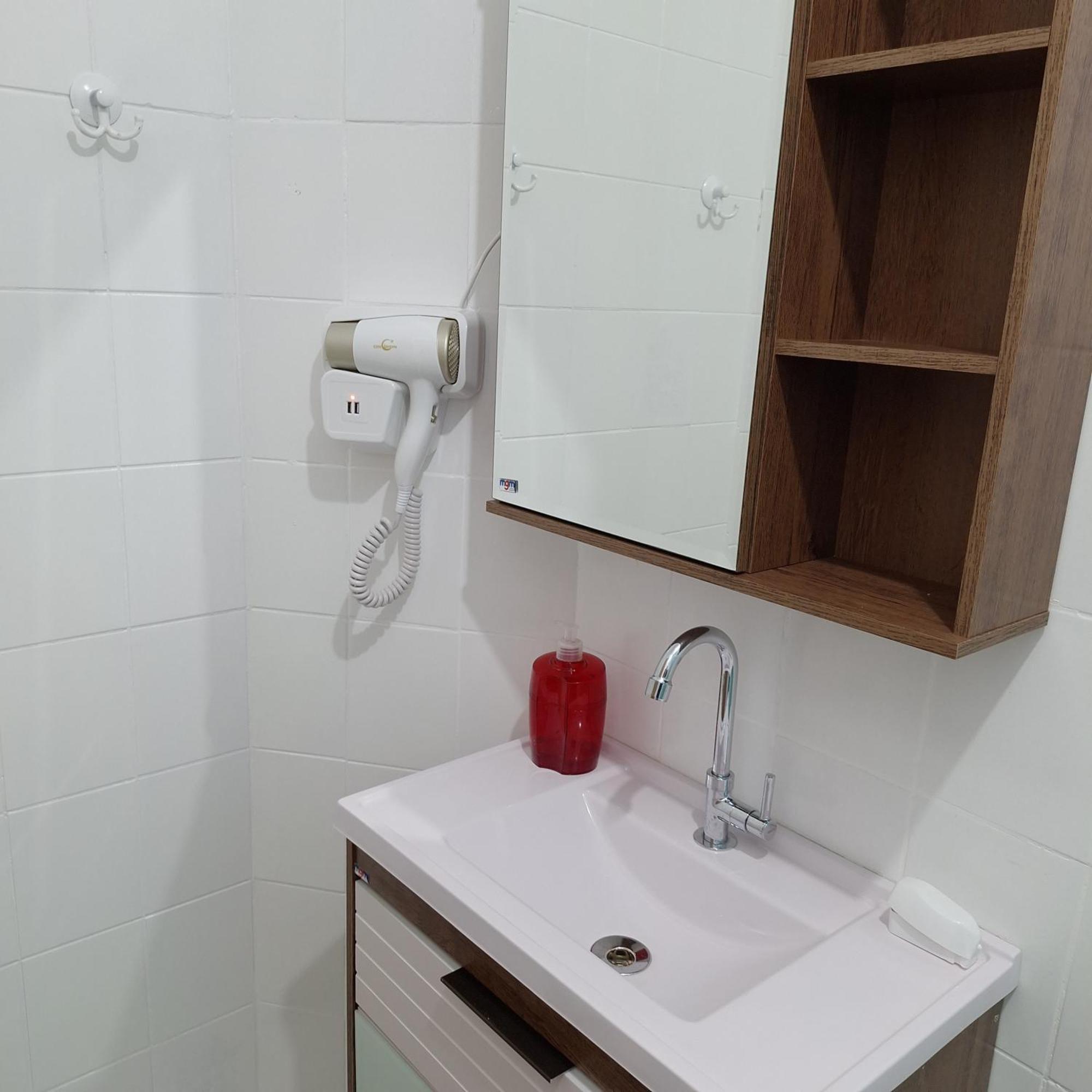 Apartment Cond Renata Iv - Apto 02 Dorm - 150mts Com Wi-fi 200gb Gratuito *